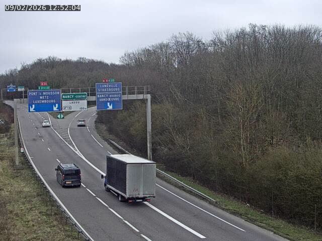 <h2>Caméra autoroute France - Biffurcation A31/A33, Laxou direction Nancy</h2>