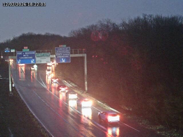 <h2>Caméra autoroute France - Biffurcation A31/A33, Laxou direction Nancy</h2>