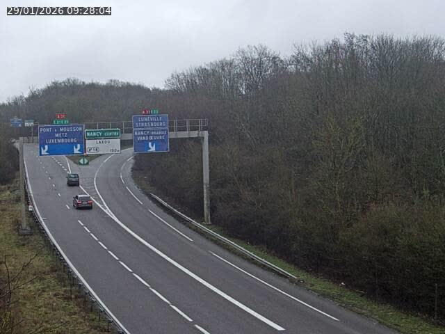 <h2>Caméra autoroute France - Biffurcation A31/A33, Laxou direction Nancy</h2>