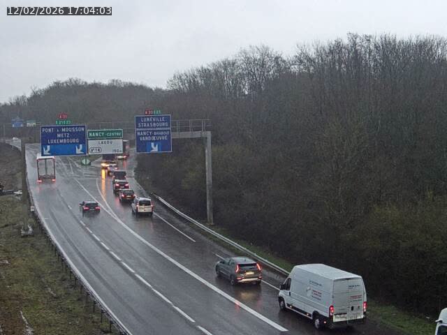 <h2>Caméra autoroute France - Biffurcation A31/A33, Laxou direction Nancy</h2>