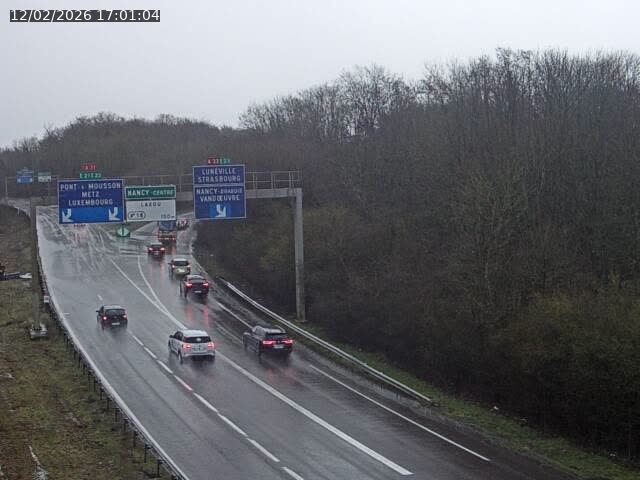 <h2>Caméra autoroute France - Biffurcation A31/A33, Laxou direction Nancy</h2>