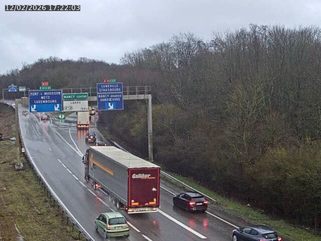 <h2>Caméra autoroute France - Biffurcation A31/A33, Laxou direction Nancy</h2>