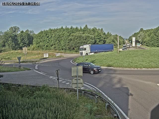 <h2>Caméra sur la N57 à la jonction avec la D64 à Saint-Sauveur, à proximité de Luxeuil-les-Bains</h2>