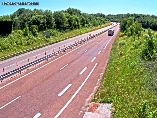 <h2>Webcam sur la D438, à proximité du début de la N19 près de Lure, à Lyoffans</h2>