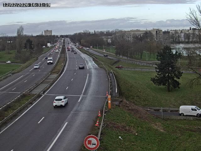 <h2>Caméra autoroute France - A31, Metz-centre direction Thionville</h2>