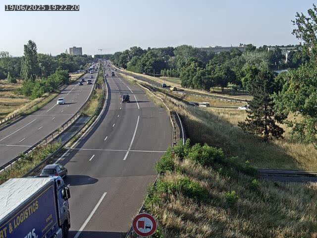 <h2>Caméra autoroute France - A31, Metz-centre direction Thionville</h2>