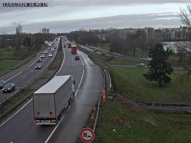 <h2>Caméra autoroute France - A31, Metz-centre direction Thionville</h2>