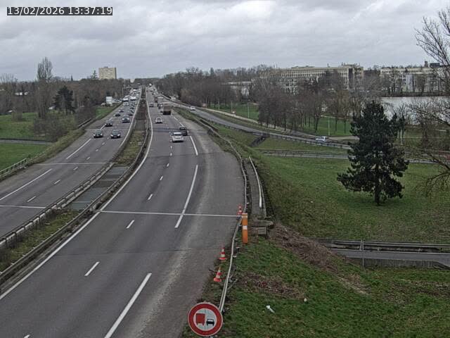 <h2>Caméra autoroute France - A31, Metz-centre direction Thionville</h2>