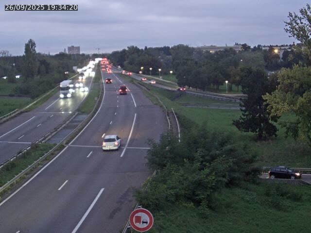 <h2>Caméra autoroute France - A31, Metz-centre direction Thionville</h2>