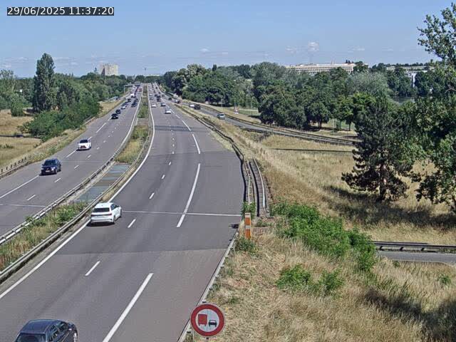 <h2>Caméra autoroute France - A31, Metz-centre direction Thionville</h2>