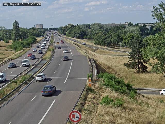 <h2>Caméra autoroute France - A31, Metz-centre direction Thionville</h2>
