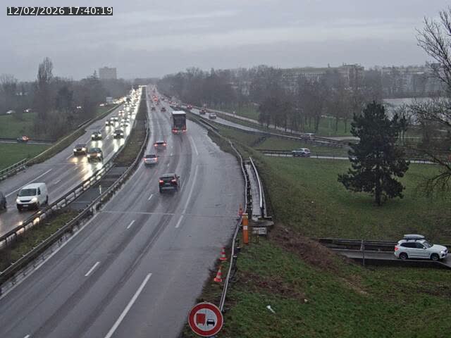 <h2>Caméra autoroute France - A31, Metz-centre direction Thionville</h2>