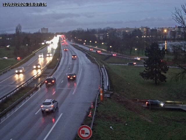 <h2>Caméra autoroute France - A31, Metz-centre direction Thionville</h2>