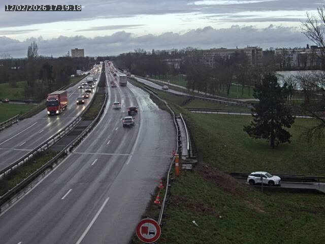 <h2>Caméra autoroute France - A31, Metz-centre direction Thionville</h2>