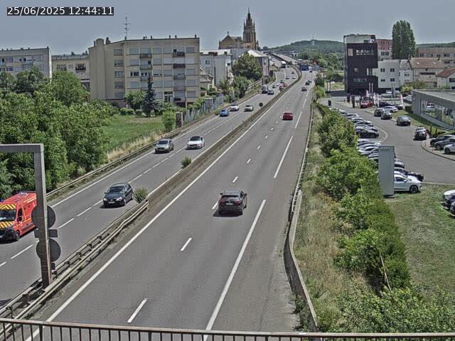 <h2>Caméra autoroute France - A31, Thionville direction Metz</h2>