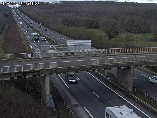 <h2>Caméra autoroute France - A31, Zoufftgen direction Luxembourg-ville, à la frontière entre la France et le Luxembourg</h2>