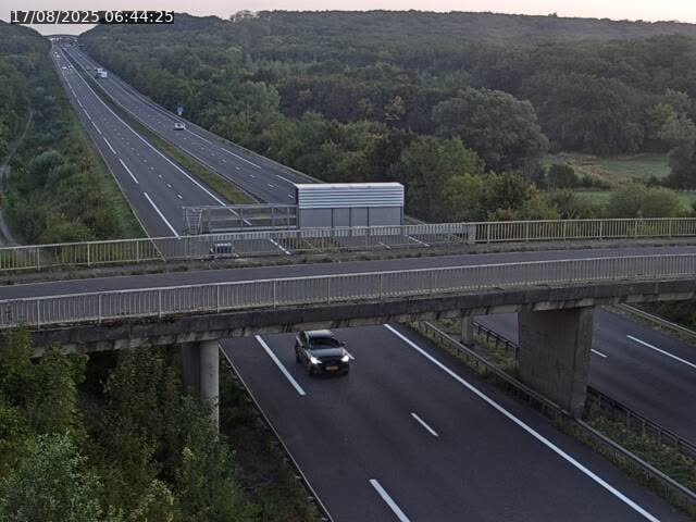 Caméra autoroute France - A31, Zoufftgen direction Luxembourg-ville, à la frontière entre la France et le Luxembourg