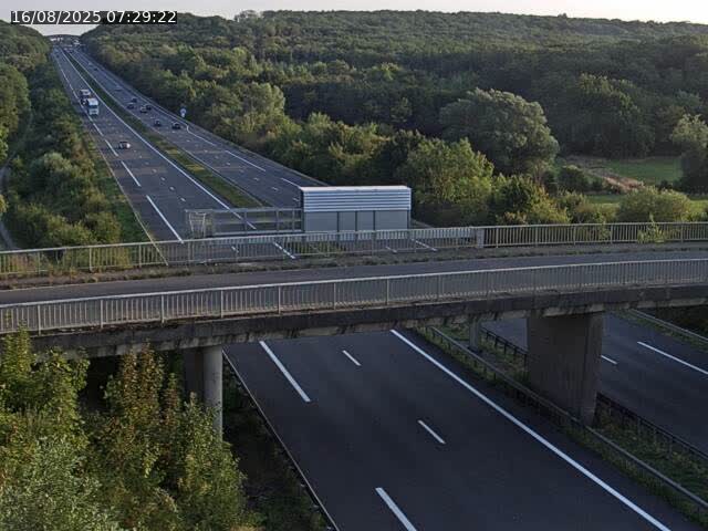 <h2>Caméra autoroute France - A31, Zoufftgen direction Luxembourg-ville, à la frontière entre la France et le Luxembourg</h2>