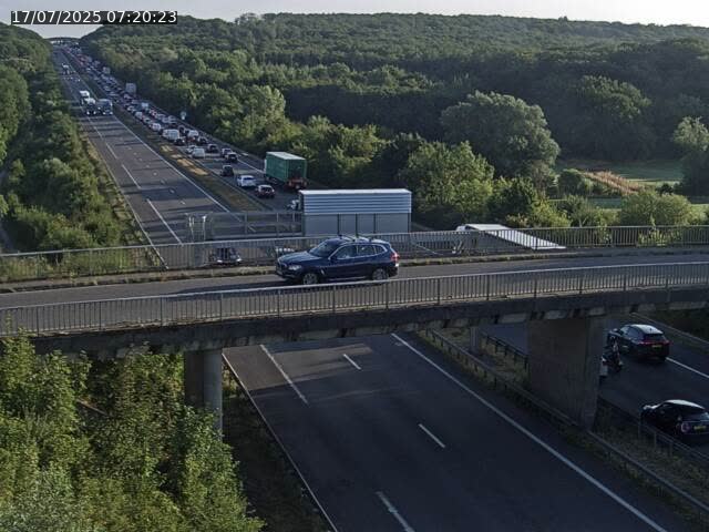 <h2>Caméra autoroute France - A31, Zoufftgen direction Luxembourg-ville, à la frontière entre la France et le Luxembourg</h2>