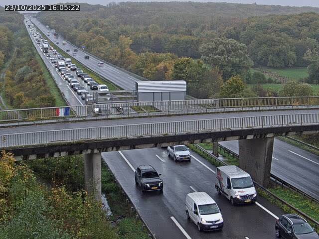 <h2>Caméra autoroute France - A31, Zoufftgen direction Luxembourg-ville, à la frontière entre la France et le Luxembourg</h2>