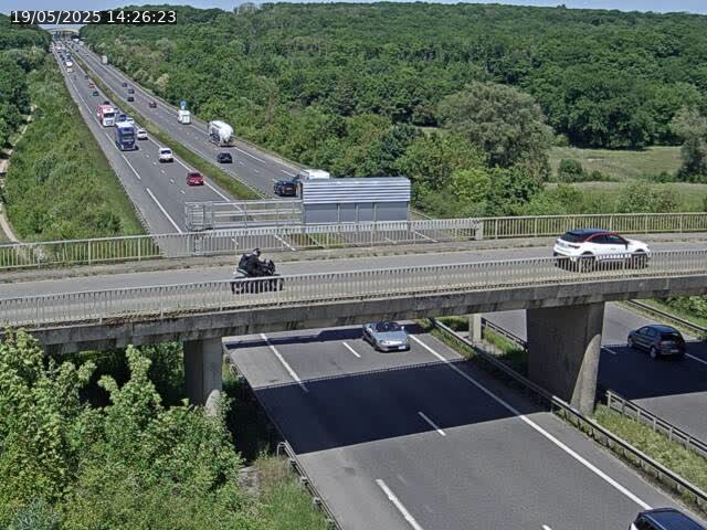 <h2>Caméra autoroute France - A31, Zoufftgen direction Luxembourg-ville, à la frontière entre la France et le Luxembourg</h2>