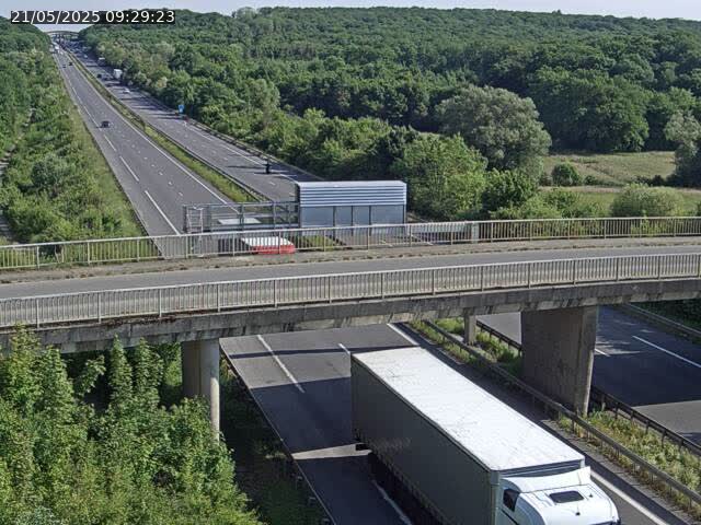 <h2>Caméra autoroute France - A31, Zoufftgen direction Luxembourg-ville, à la frontière entre la France et le Luxembourg</h2>