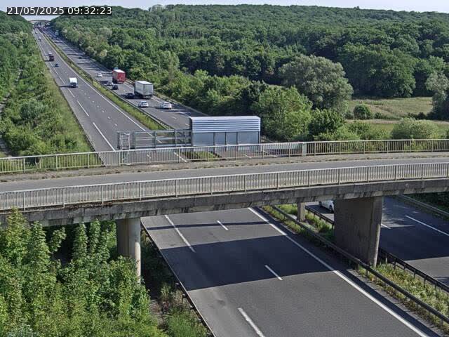 <h2>Caméra autoroute France - A31, Zoufftgen direction Luxembourg-ville, à la frontière entre la France et le Luxembourg</h2>