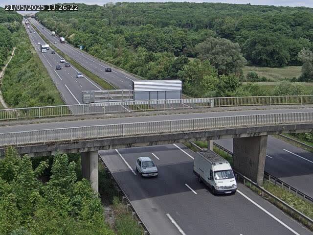 <h2>Caméra autoroute France - A31, Zoufftgen direction Luxembourg-ville, à la frontière entre la France et le Luxembourg</h2>