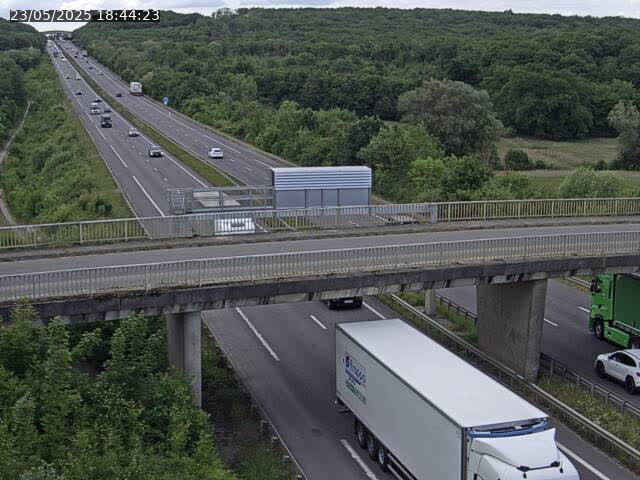 <h2>Caméra autoroute France - A31, Zoufftgen direction Luxembourg-ville, à la frontière entre la France et le Luxembourg</h2>