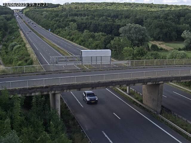 Caméra autoroute France - A31, Zoufftgen direction Luxembourg-ville, à la frontière entre la France et le Luxembourg