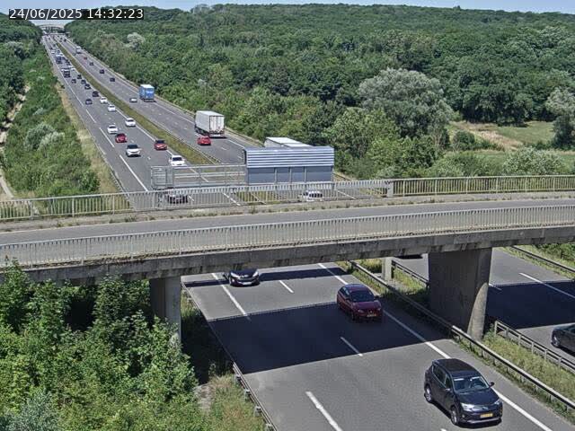 <h2>Caméra autoroute France - A31, Zoufftgen direction Luxembourg-ville, à la frontière entre la France et le Luxembourg</h2>