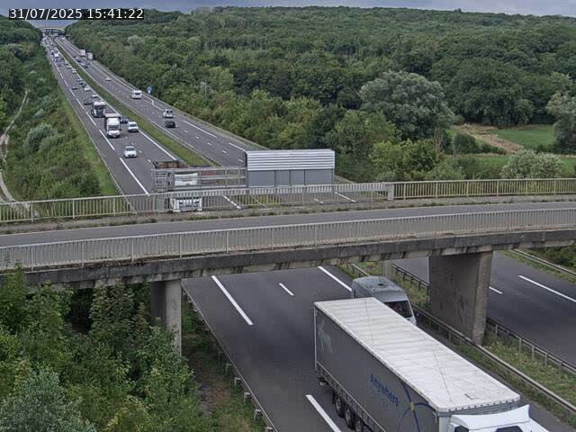 <h2>Caméra autoroute France - A31, Zoufftgen direction Luxembourg-ville, à la frontière entre la France et le Luxembourg</h2>