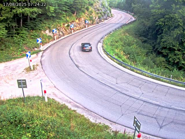 Webcam dans le Jura, sur la N5 dans la côte des Rousses à proximité de Morez