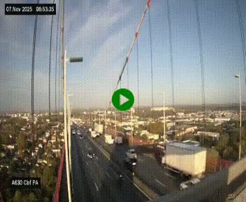 <h2>Webcam autoroute sur le périphérique de Bordeaux (A630) au nord de la ville. Caméra située sur le Pont d'Aquitaine.</h2>