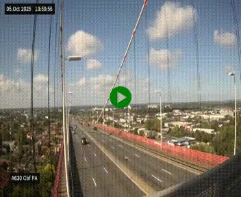 <h2>Webcam autoroute sur le périphérique de Bordeaux (A630) au nord de la ville. Caméra située sur le Pont d'Aquitaine.</h2>
