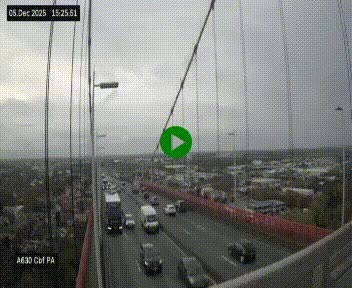 <h2>Webcam autoroute sur le périphérique de Bordeaux (A630) au nord de la ville. Caméra située sur le Pont d'Aquitaine.</h2>