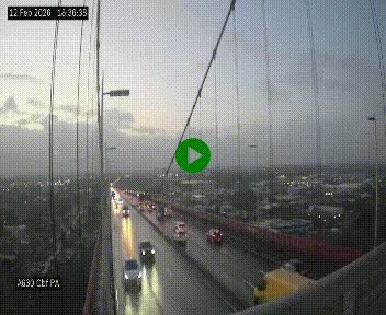 <h2>Webcam autoroute sur le périphérique de Bordeaux (A630) au nord de la ville. Caméra située sur le Pont d'Aquitaine.</h2>