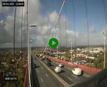 <h2>Webcam autoroute sur le périphérique de Bordeaux (A630) au nord de la ville. Caméra située sur le Pont d'Aquitaine.</h2>