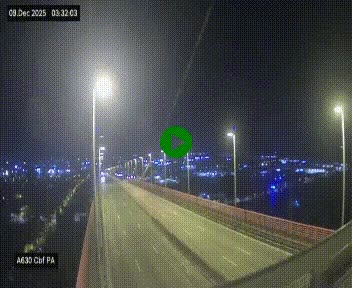 <h2>Webcam autoroute sur le périphérique de Bordeaux (A630) au nord de la ville. Caméra située sur le Pont d'Aquitaine.</h2>