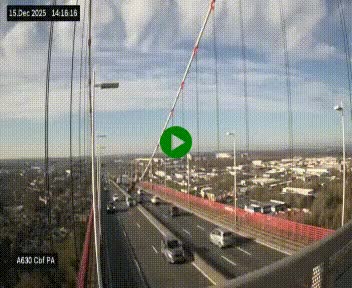 <h2>Webcam autoroute sur le périphérique de Bordeaux (A630) au nord de la ville. Caméra située sur le Pont d'Aquitaine.</h2>