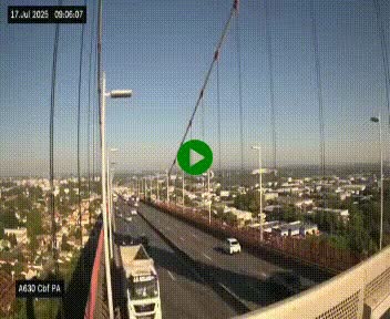 Webcam autoroute sur le périphérique de Bordeaux (A630) au nord de la ville. Caméra située sur le Pont d'Aquitaine.