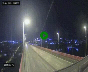 Webcam autoroute sur le périphérique de Bordeaux (A630) au nord de la ville. Caméra située sur le Pont d'Aquitaine.