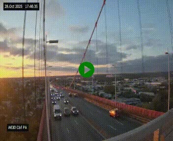 <h2>Webcam autoroute sur le périphérique de Bordeaux (A630) au nord de la ville. Caméra située sur le Pont d'Aquitaine.</h2>