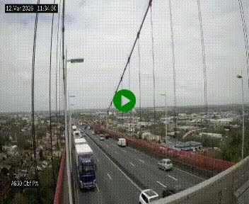Webcam autoroute sur le périphérique de Bordeaux (A630) au nord de la ville. Caméra située sur le Pont d'Aquitaine.