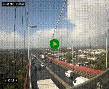 <h2>Webcam autoroute sur le périphérique de Bordeaux (A630) au nord de la ville. Caméra située sur le Pont d'Aquitaine.</h2>
