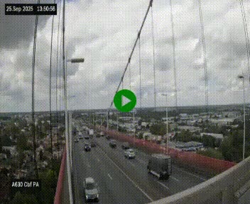 <h2>Webcam autoroute sur le périphérique de Bordeaux (A630) au nord de la ville. Caméra située sur le Pont d'Aquitaine.</h2>