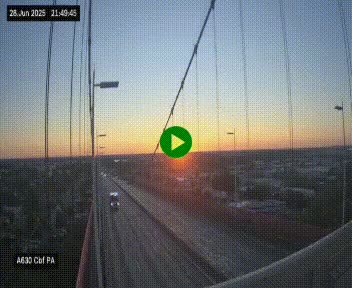 Webcam autoroute sur le périphérique de Bordeaux (A630) au nord de la ville. Caméra située sur le Pont d'Aquitaine.