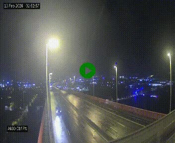<h2>Webcam autoroute sur le périphérique de Bordeaux (A630) au nord de la ville. Caméra située sur le Pont d'Aquitaine.</h2>