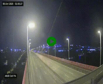 <h2>Webcam autoroute sur le périphérique de Bordeaux (A630) au nord de la ville. Caméra située sur le Pont d'Aquitaine.</h2>
