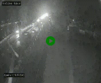 <h2>Vue en direct de l'autoroute A10 grâce à un drône situé au-dessus du péage de Virsac</h2>